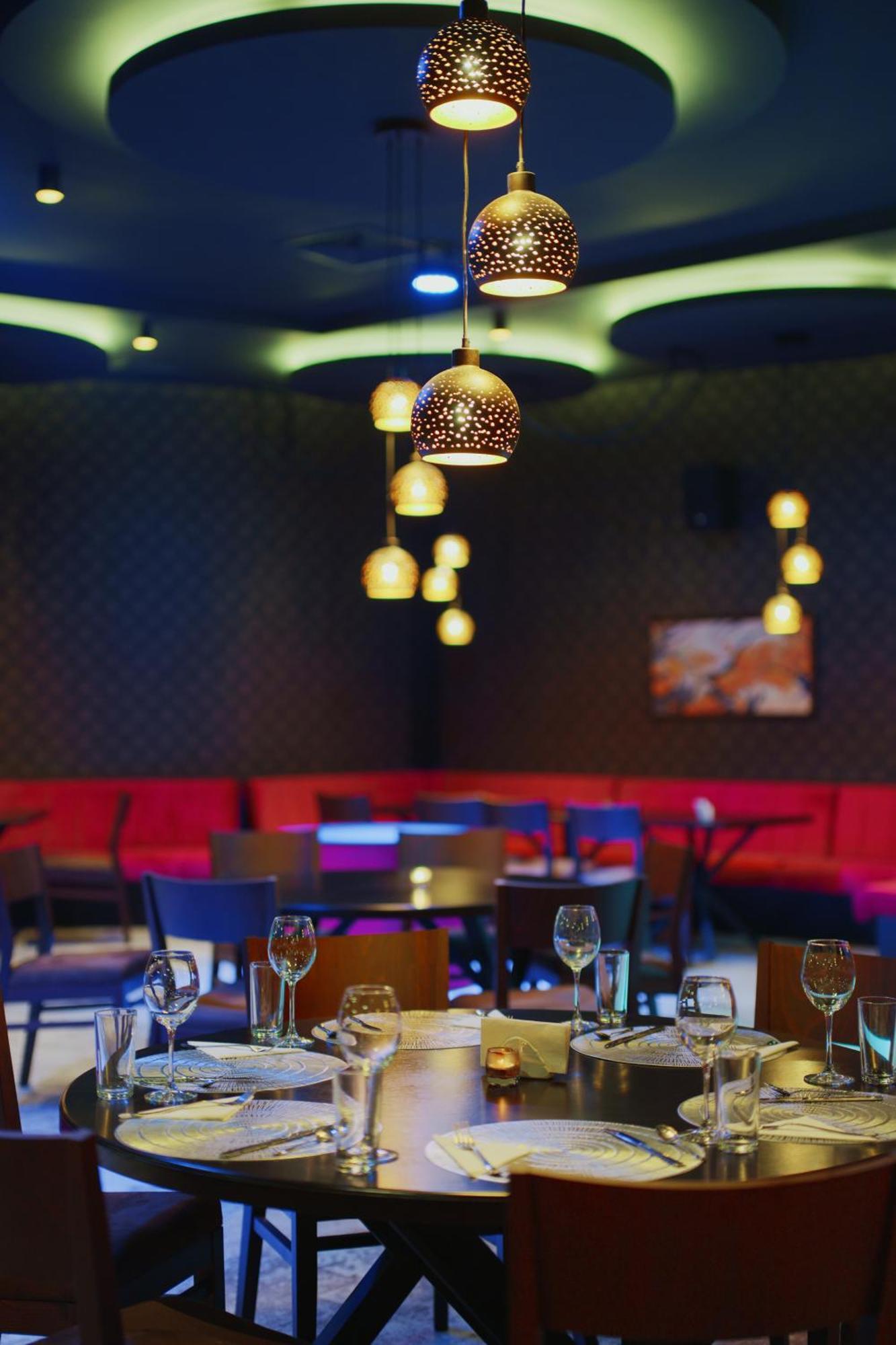 Admiral Hotel Golden Sands Luaran gambar The interior of the restaurant